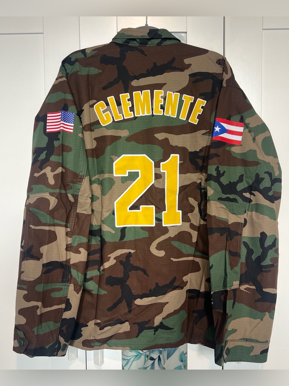 Retire 21 Custom Made Camouflage U.S. Marines Jacket with American & PR Flag